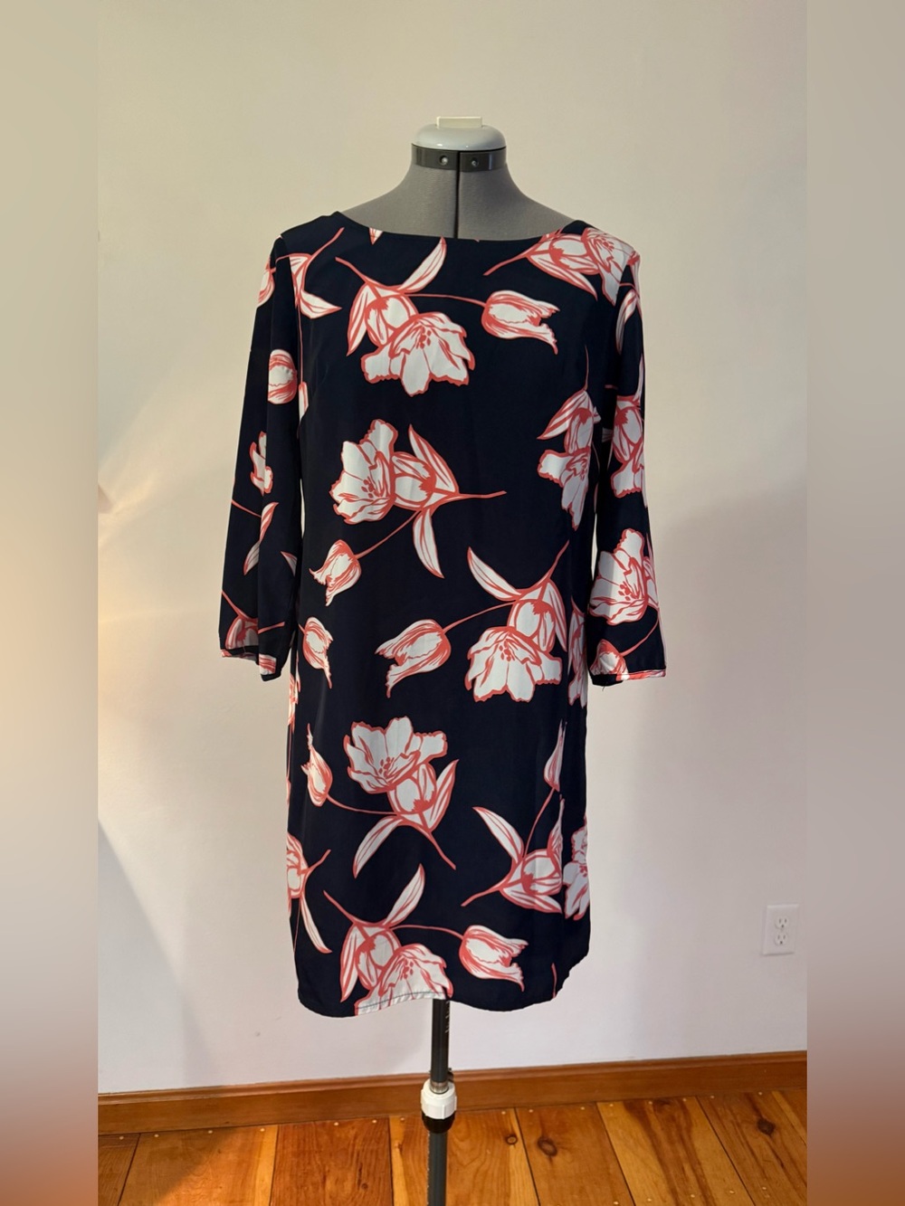 Old Navy Navy Floral Tunic Dress with Coral and White Blooms